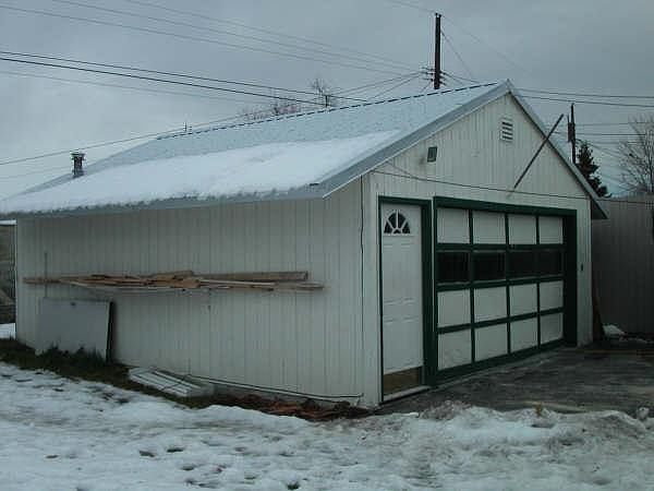 2nd image of 1612 SW Elmendorf Dr