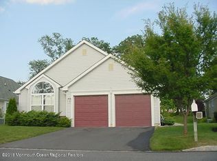 78 Foxwood Rd, Lakewood, NJ 08701