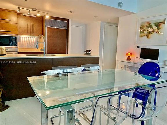 5th image of 475 Brickell Ave APT 1611