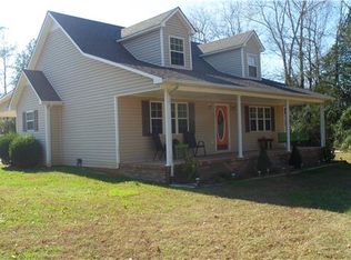 35 Sutton Dr, Lawrenceburg, TN 38464