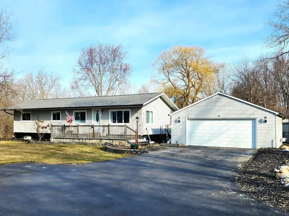 2789 Wheeler Rd, Bay City, MI 48706