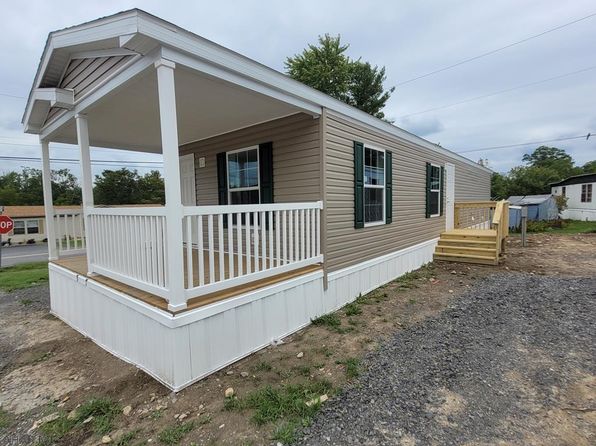 Greenwood Real Estate Greenwood Altoona Homes For Sale Zillow