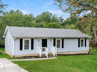 6010 Meadowdale Dr, Winston Salem, NC 27105