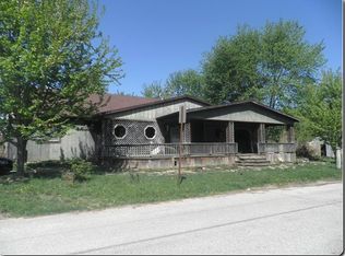 303 18th St, Bedford, IN