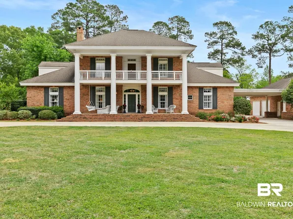 102 Long Blvd, Brewton, AL 36426