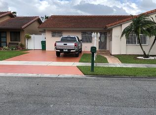 945 NW 127th Path, Miami, FL 33182