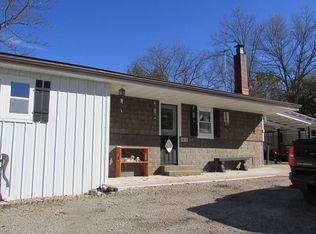 N6876 N 4th St, Crivitz, WI 54114