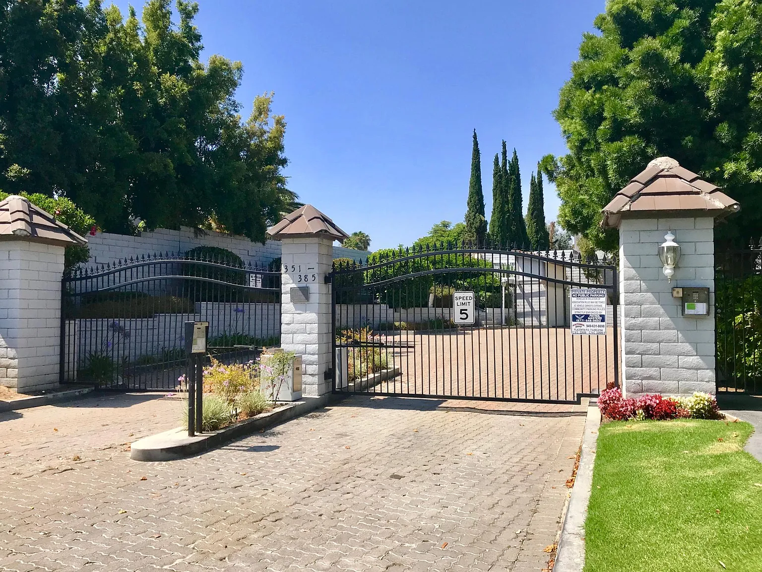 Alta Vista St, Placentia — Photo 2