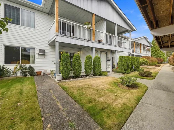 32691 Garibaldi Dr #129, Abbotsford, BC V2T 5T7