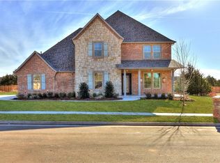 3200 Basanova Dr, Edmond, OK 73034