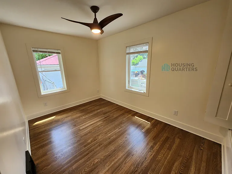 107 W Waverly Pl — Photo 11