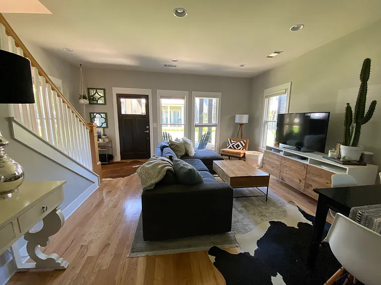 132 Gale Park Ln — Photo 6