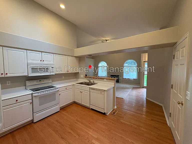 8340 S Upham Way — Photo 12