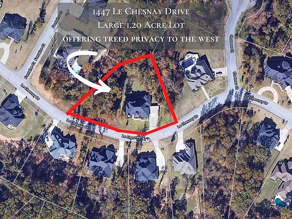 3rd image of 1447 Le Chesnay Dr
