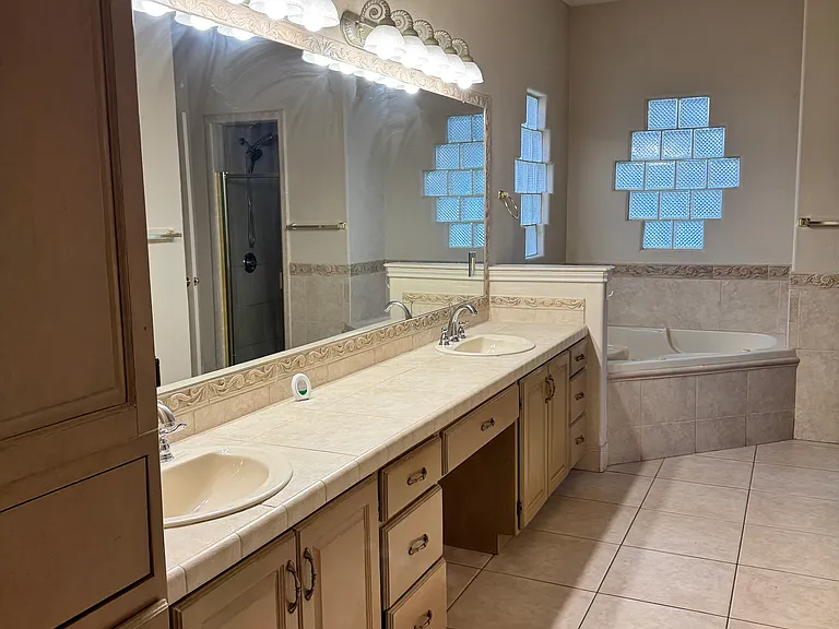 2407 Williams Ct — Photo 12