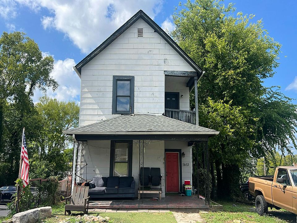 1st image of 1613 Forest Ave #1