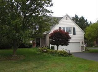 30179 W Waterford Dr, Perrysburg, OH 43551
