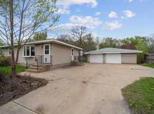 217 118th Ave NE, Blaine, MN 55434
