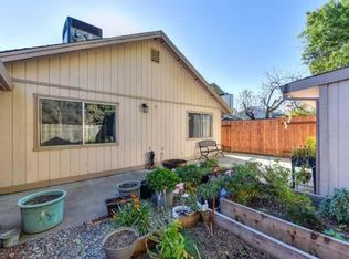 354 Riverside Dr, Woodland, CA 95695