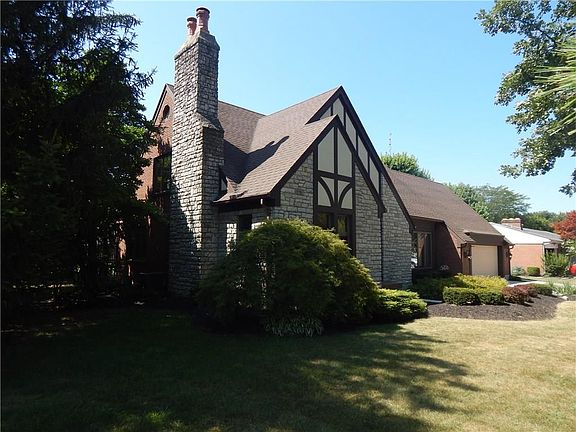 2nd image of 4 Northmoor Dr
