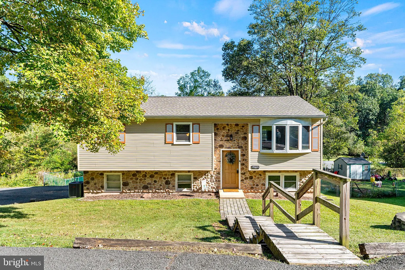 30 Black Walnut Dr photo 1