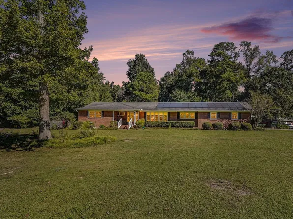 4629 Circle Dr., Loris, SC 29569