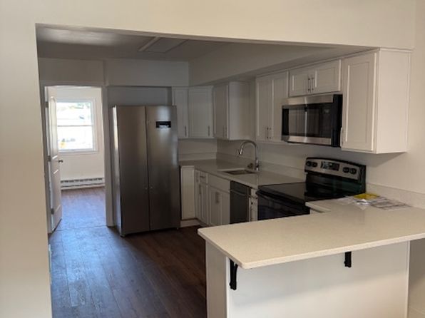 101 E Mary St #101