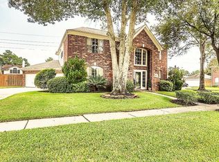 16203 Lakestone Dr, Tomball, TX 77377