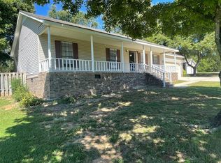 145 Laura Ln, Florence, AL 35633