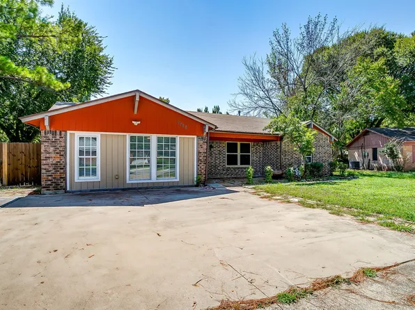 2728 Foxcroft Cir, Denton, TX 76209