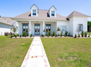 1848 Tiger Crossing Dr, Baton Rouge, LA 70810