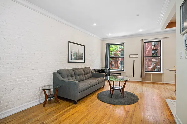 Rented by Douglas Elliman | media 4