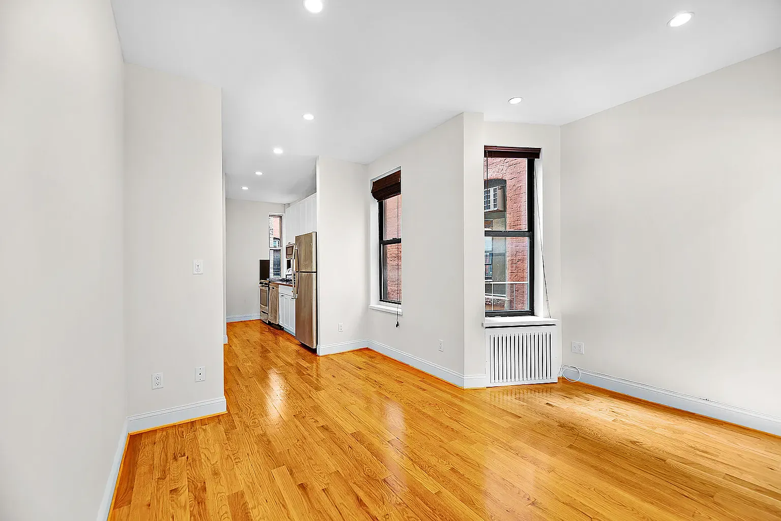 358 West 45th Street — Photo 1