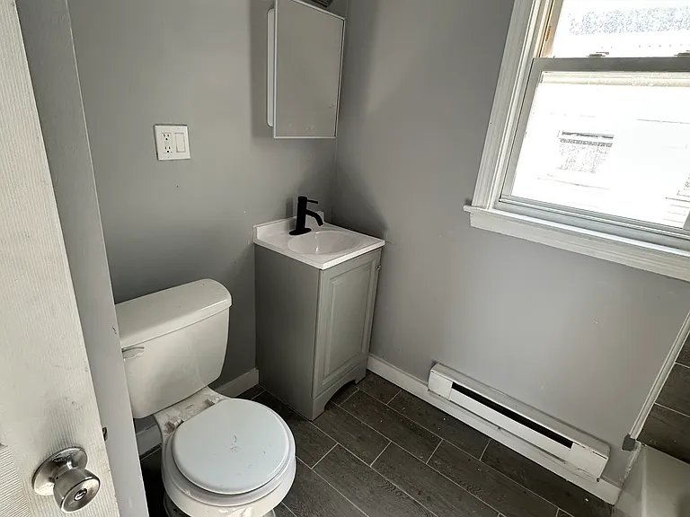 28 Harding Pl #B2 — Photo 7