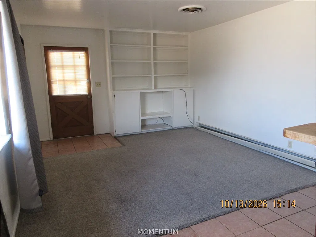 1 bed, 1.0 bath, 655 sqft, $695 — Photo 2