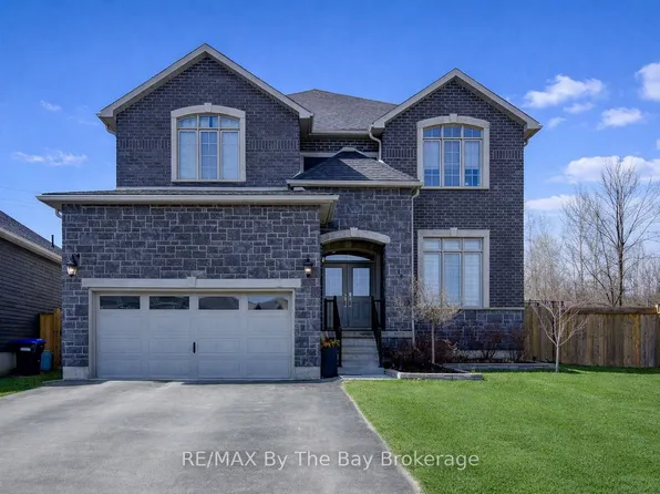 39 Gilpin Cres, Collingwood, ON L9Y 0Z1