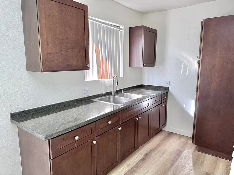 7107 Fulton Ave #3 — Photo 9
