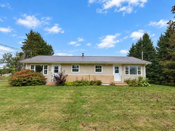 23 Thorndale Dr #21, Charlottetown, PE C1E 1T1