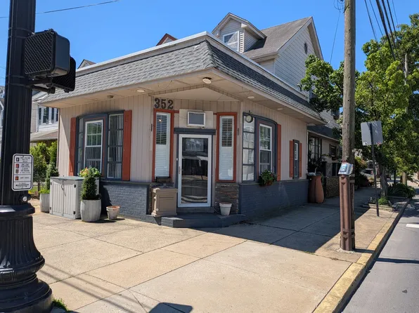 352 Jefferson Ave, Bristol, PA 19007