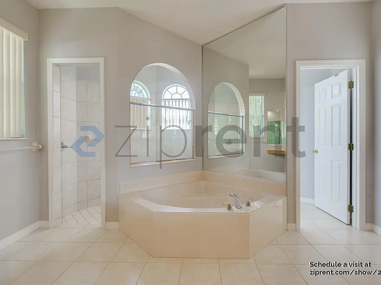 10443 Emerald Woods Ave — Photo 18