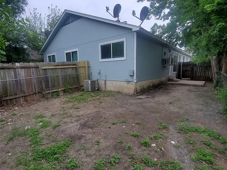 6909 Hyland Cir #A — Photo 25