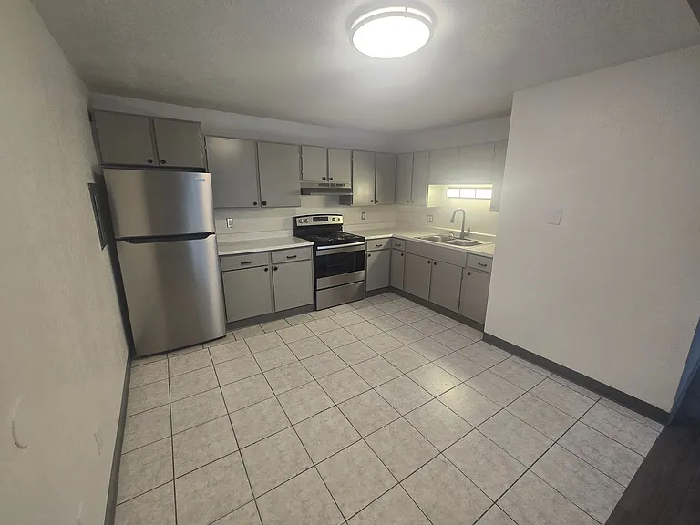 2018 Vinewood Ln — Photo 12