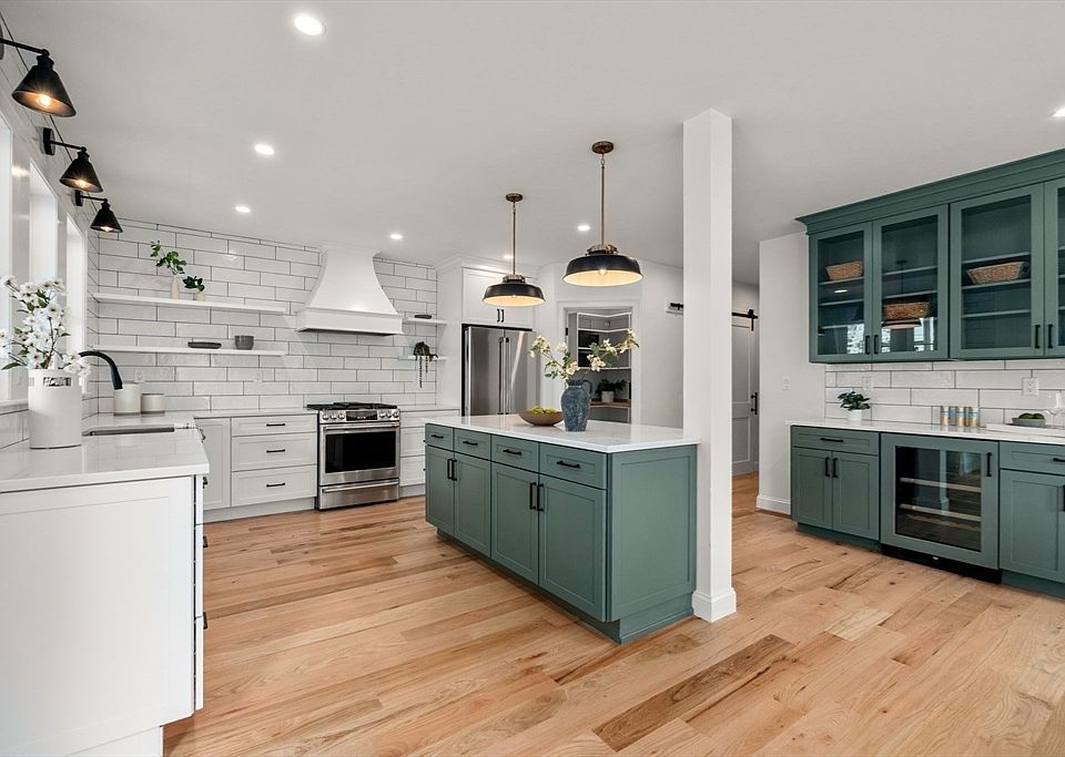 1st image of 52-54 Dartmouth St #1