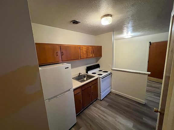 2nd image of 11824 Madison Ave APT 7
