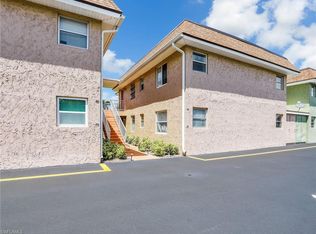 1400 Pompei Ln APT 47, Naples, FL 34103