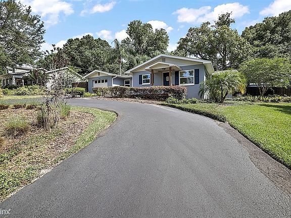 3rd image of 744 Hilltop Ct