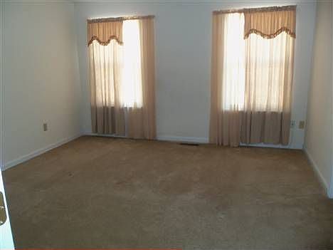 4th image of 203 Wheatley Dr