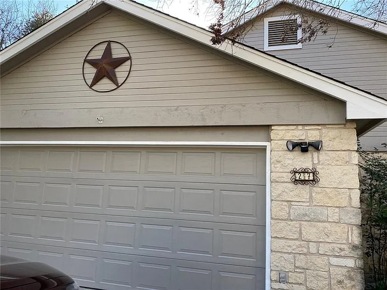 27 Par View Dr — Photo 2
