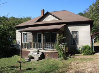 123 N 6th St, Piedmont, MO 63957