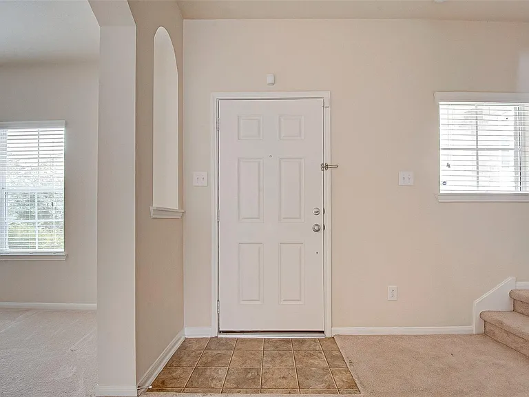 1735 Nichole Woods Dr — Photo 6